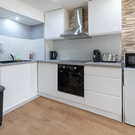 Hébergement de vacances 55m2 Cosy Au Calme Avec Terrasse Et Box Individuel