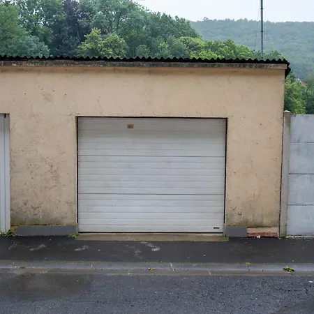 Hébergement de vacances 55m2 Cosy Au Calme Avec Terrasse Et Box Individuel Nouzonville